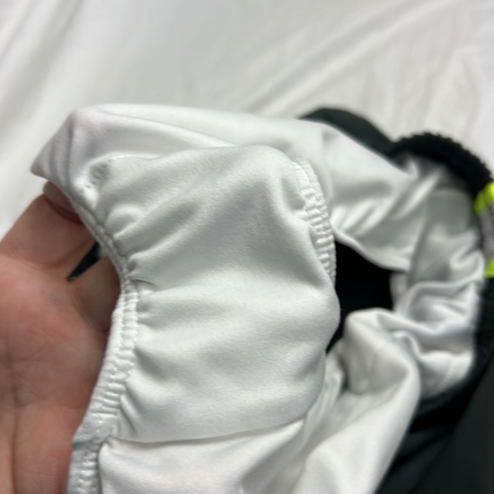 Nike - Picture 7 of 8